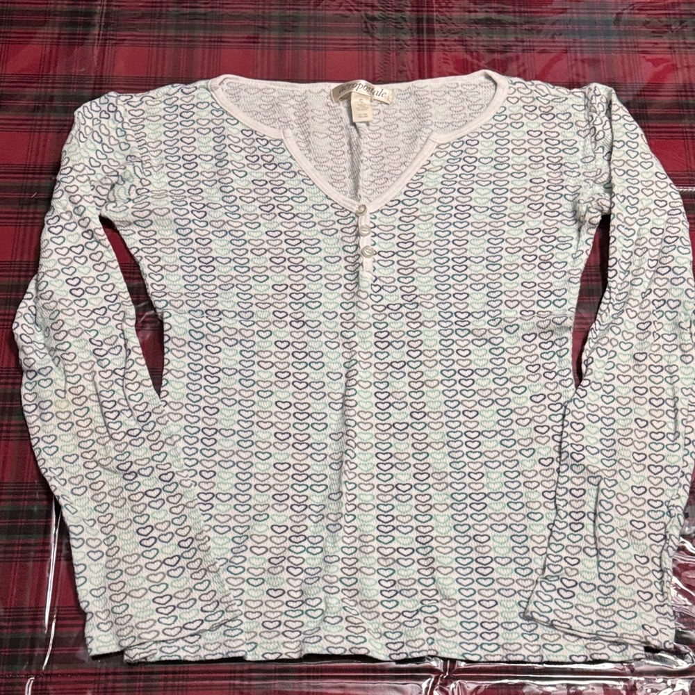 Aeropostale White and Blue Patterned Long Sleeve Top